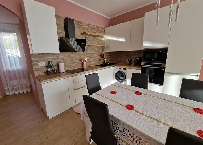 Panoramic View La Quiete Апартаменты *